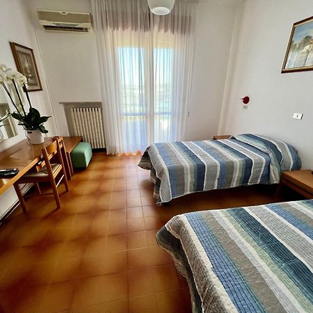 Hotel Ca' Bianca Da Paolino 미사노아드리아티코 외부 사진