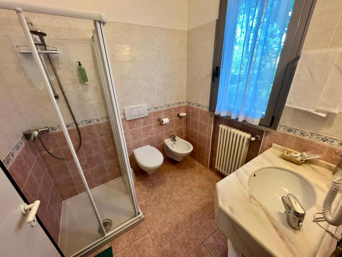 Hotel Ca' Bianca Da Paolino 미사노아드리아티코 외부 사진