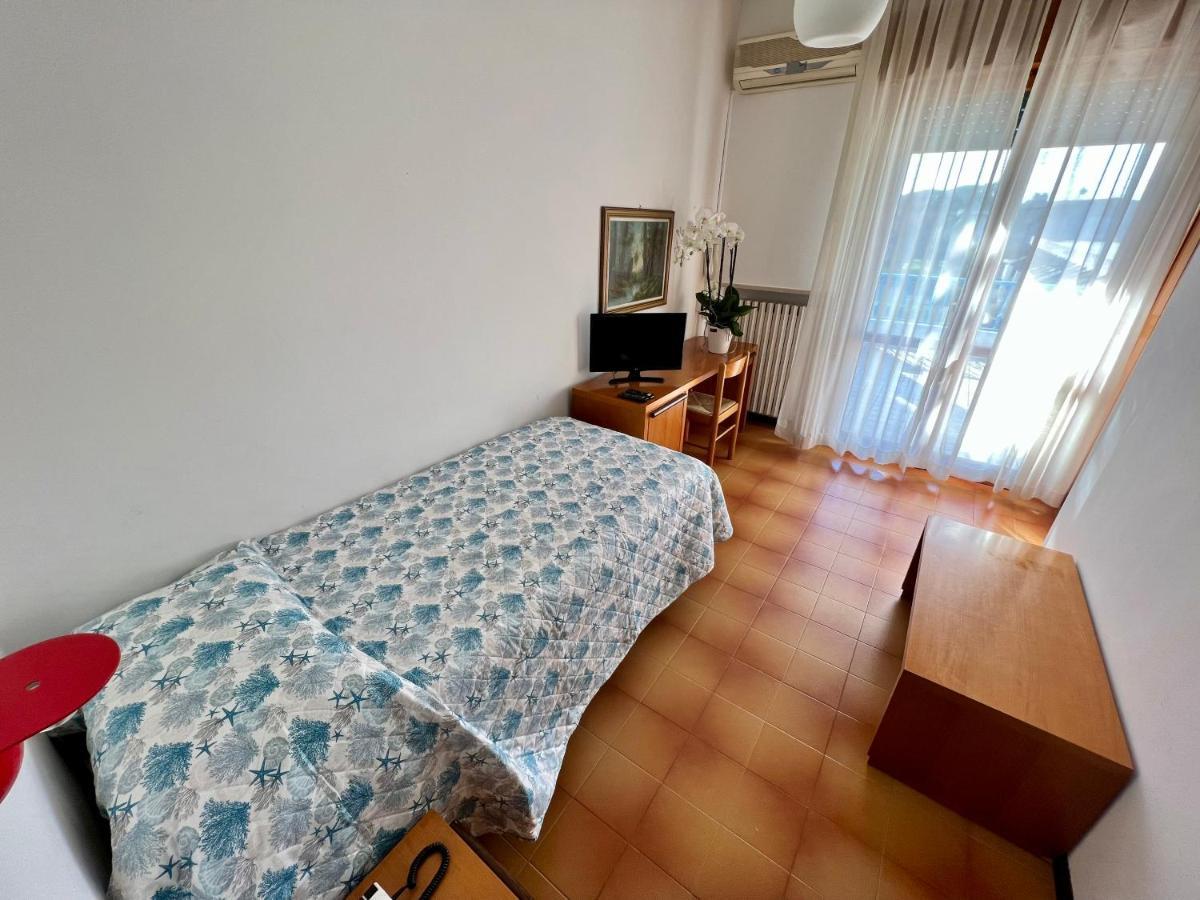 Hotel Ca' Bianca Da Paolino 미사노아드리아티코 외부 사진