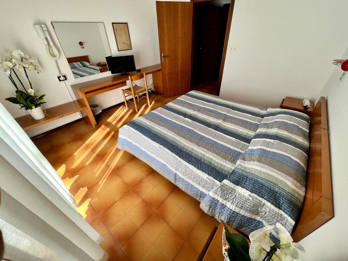 Hotel Ca' Bianca Da Paolino 미사노아드리아티코 외부 사진
